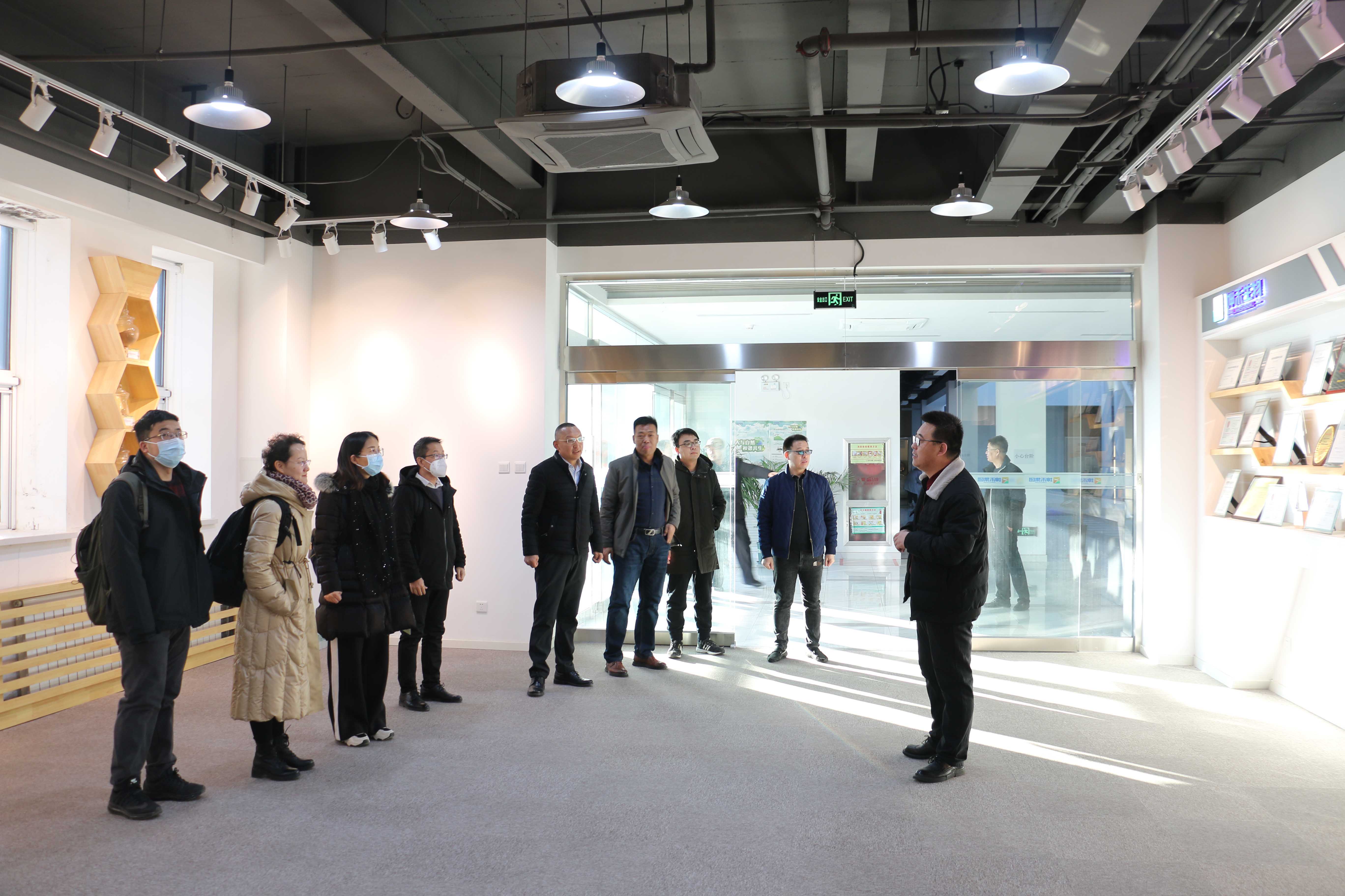 1640740358618408.jpg 1.jpg